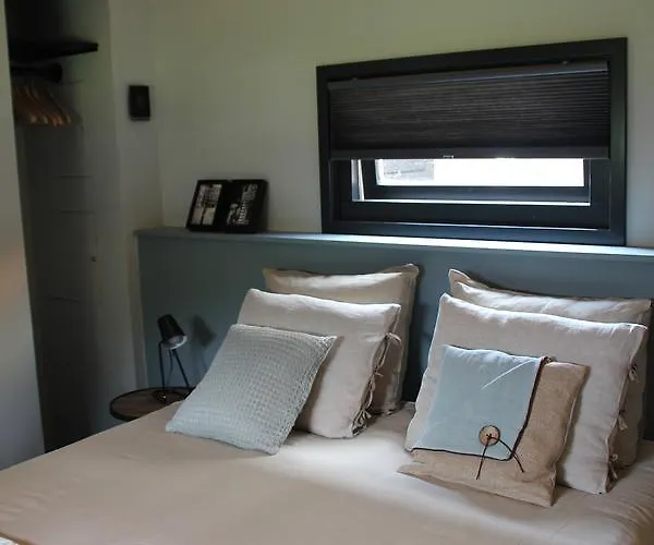 Hoeve Altena * Woudrichem